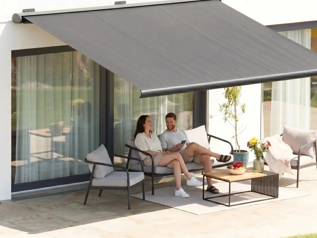 Endlich draußen: Die PERGOLUX Markise macht deine Terrasse nutzbar PERGOLUX GmbH